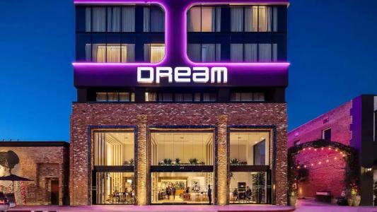 Dream Hollywood - 0