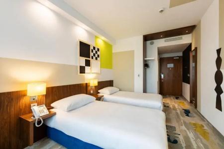 Holiday Inn Express Warsaw Airport, An Ihg - 7