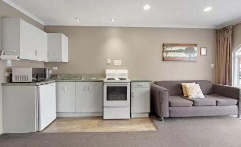 Tower Lodge - 108