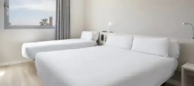 B&B Barcelona Viladecans - 64