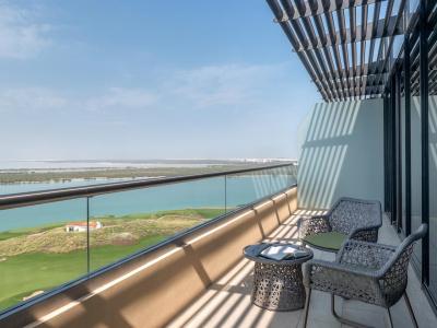 Radisson Blu, Abu Dhabi Yas Island - 82