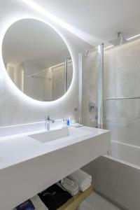 Radisson Blu Park Athens - 41