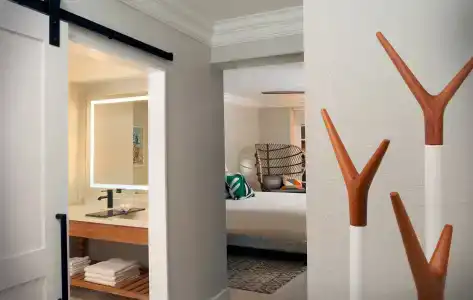 Pelican Grand Beach Resort, a Noble House Resort - 7