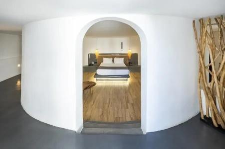 Smy Mediterranean White Santorini - 92