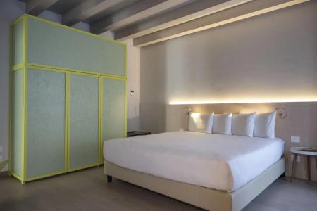 Savona 18 Suites - 62