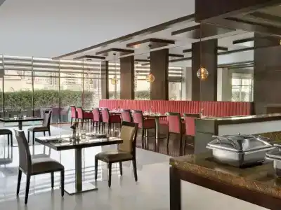 Mövenpick Al Mamzar Dubai - 24