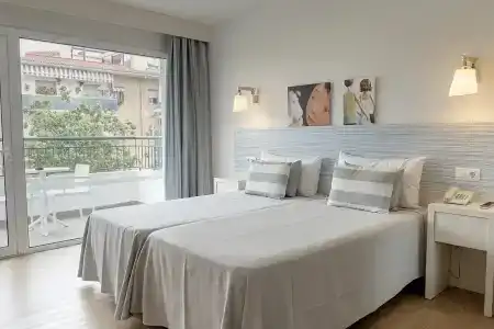 30 Degrees - Pineda Splash - 73