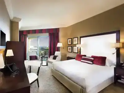 Mövenpick Grand Al Bustan - 38