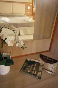 Continental & Residence - 23