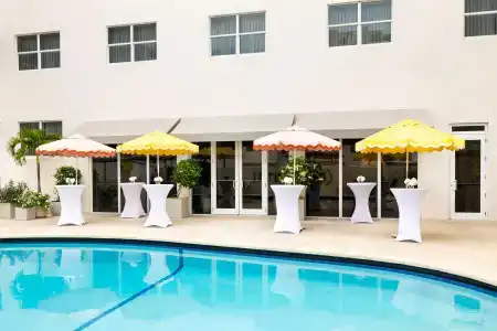 Hampton Inn Miami Beach - Mid Beach - 30