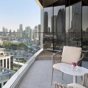 Address Sky View - 64