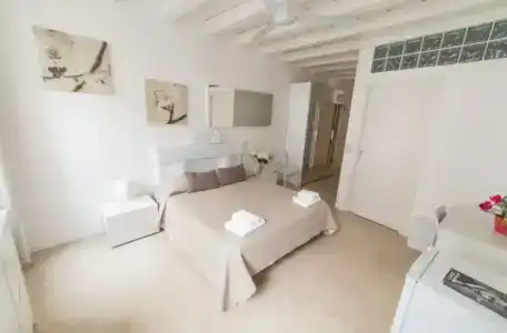 Academia Resort - 17