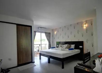 Crown Beach Maldives - 27