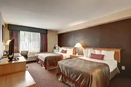 Ramada by Wyndham Portland - 13