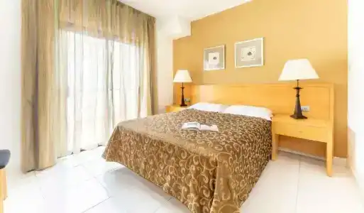 Hollywood Mirage - Excels & Resorts - 5