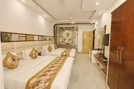 Hindustan- by Backpackers Heaven - 115