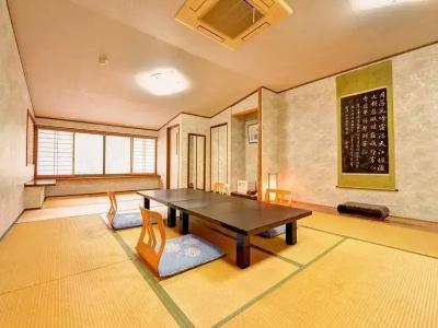 Kappo Ryokan Shiroyama - 32