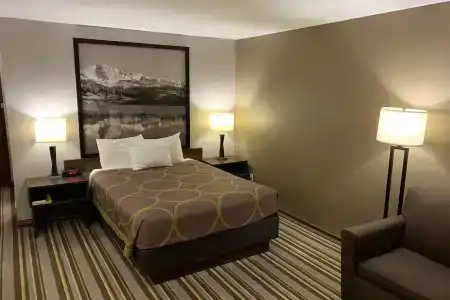 Super 8 by Wyndham - 25