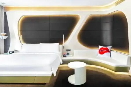 V Dubai, Curio Collection by Hilton - 89