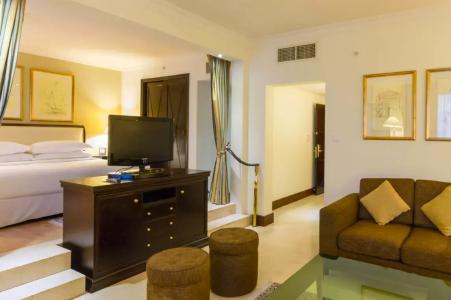 Grand Excelsior Deira - 45