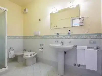Domina Borgo degli Ulivi - Garda Lake - 32