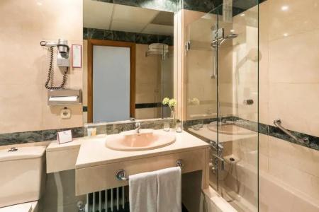 Rafaelhoteles Piramides - 71