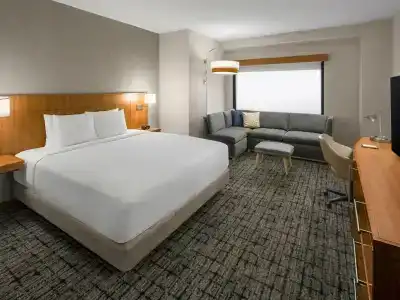 Hyatt Place Denver Cherry Creek - 33