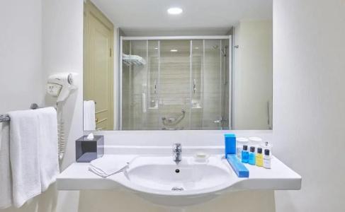 Wyndham Ташкент - 32