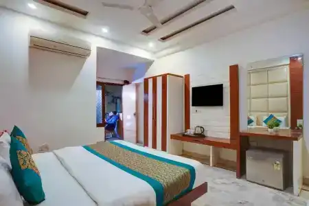 Hindustan- by Backpackers Heaven - 78