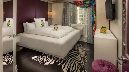 Staypineapple, An Artful, Midtown New York - 46