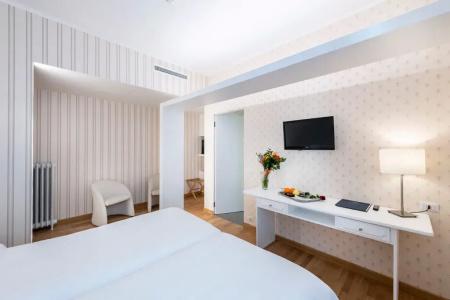 Metropole Suisse - 44