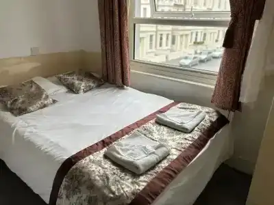 Earls Court - 52