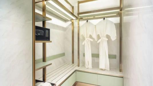 Eastin Grand Phayathai - 74