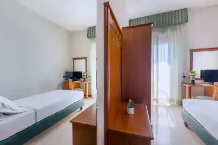 Astura Palace - 34