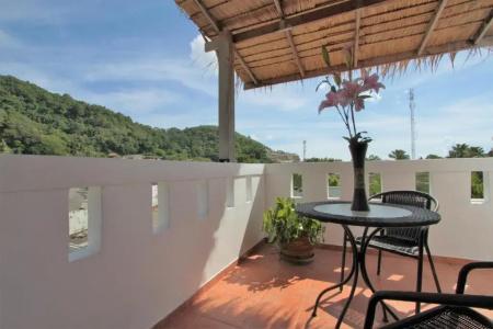Karon Pool - 18