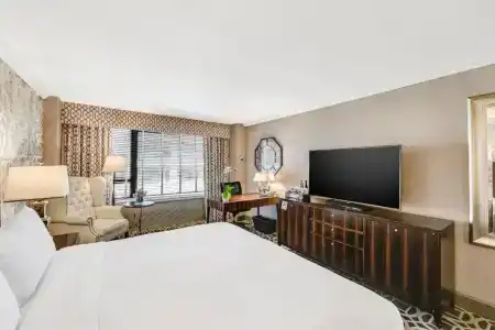 The Madison, a Hilton - 34