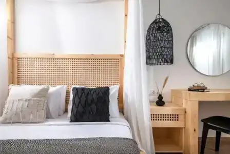 Elea Suites & Residences - 9