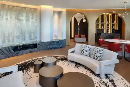 Paragraph Freedom Square, A Luxury Collection, - 64