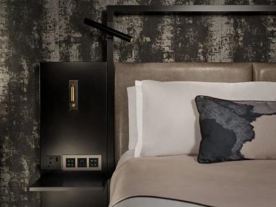 Montcalm East, Autograph Collection - 55