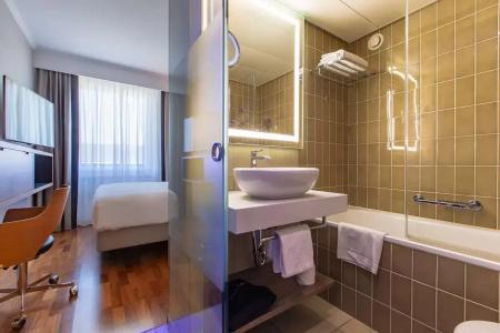 Radisson Blu - 48