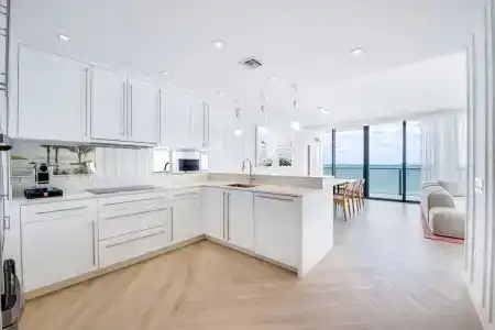 W South Beach - 136