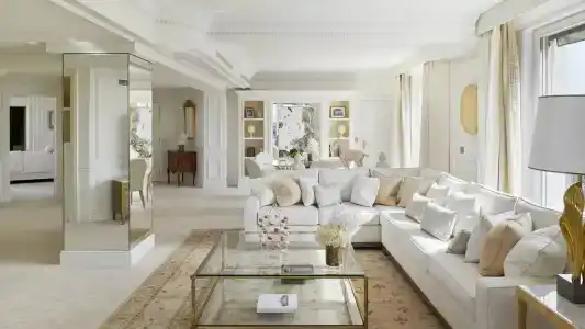 Four Seasons George v Paris - 80