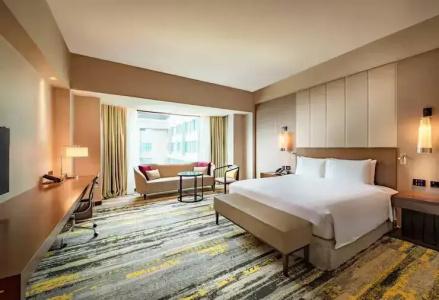 Hilton - 44