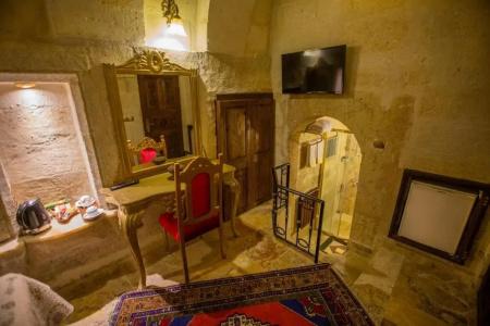 Royal Cave - 19