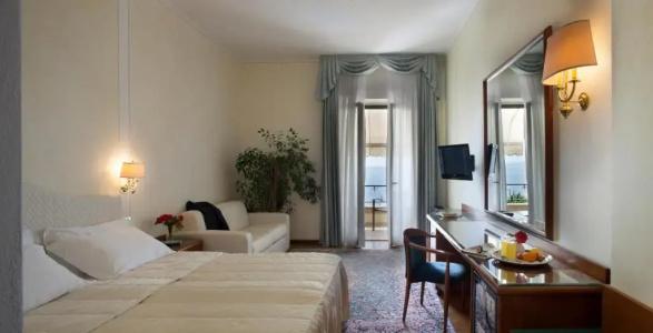 Villa Capri - 1