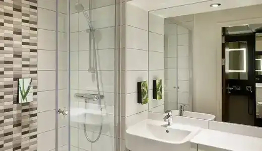 Premier Inn County Hall - 23
