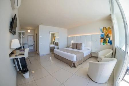 Ons Oceanfront - 107
