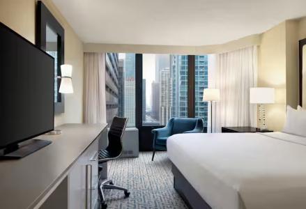 DoubleTree by Hilton Chicago Magnificent Mile - 51