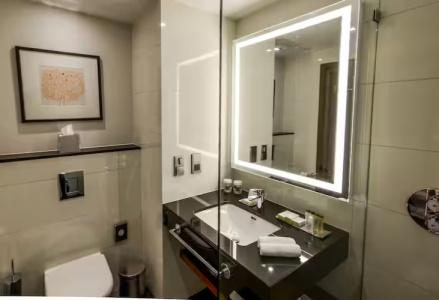 DoubleTree by Hilton Łódź - 44