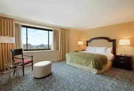 Capital Hilton - 120